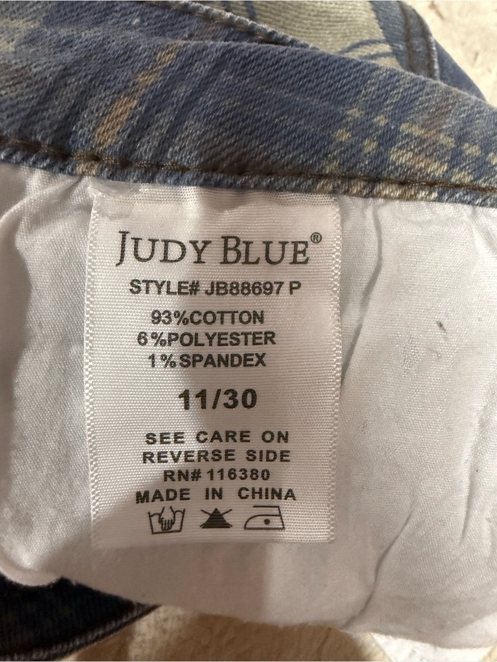 Judy Blue Blue and Beige Plaid Straight Jeans - Picture 8 of 8